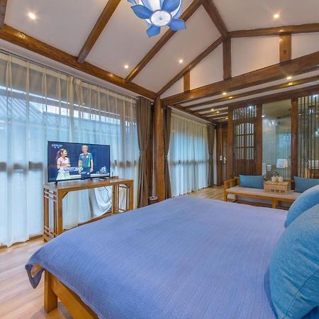 桐墅客栈 Lijiang Village House Esterno foto