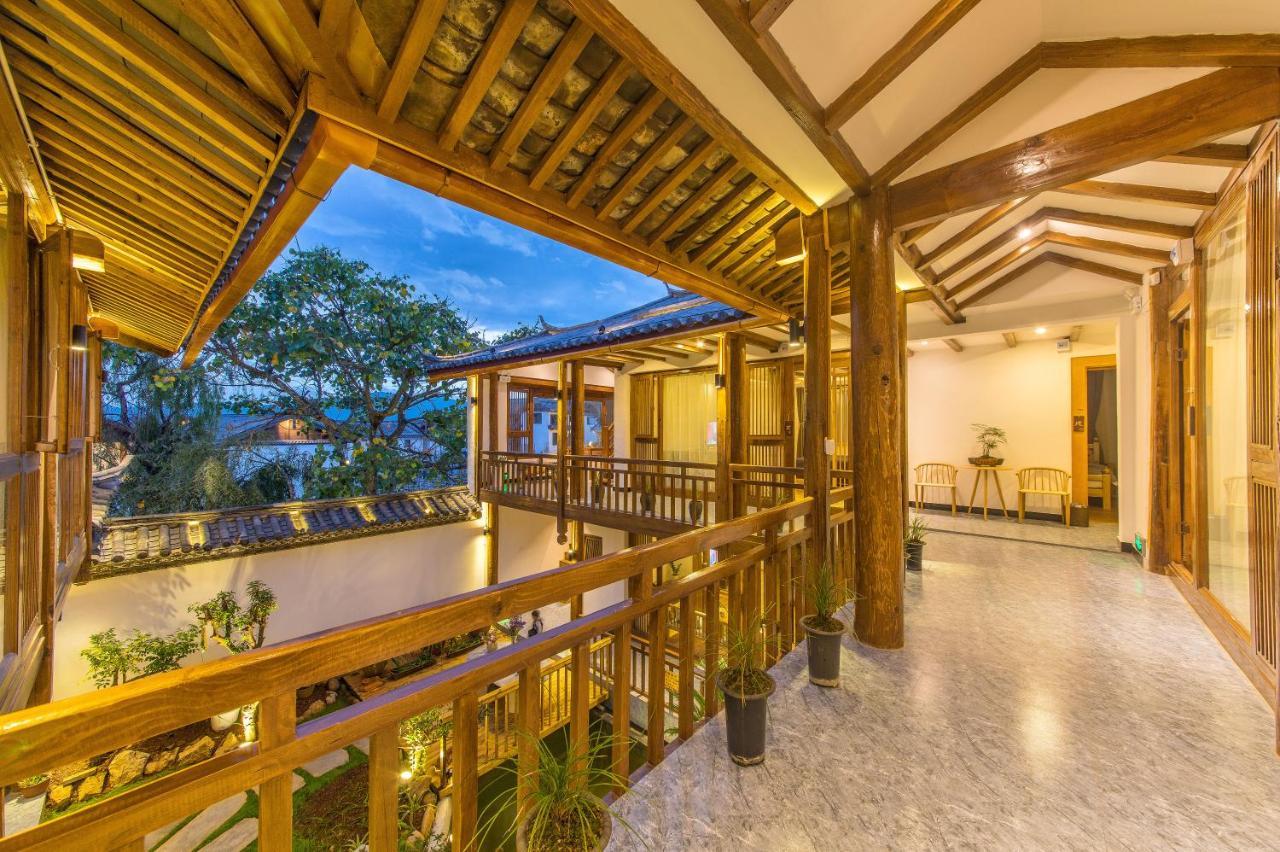 桐墅客栈 Lijiang Village House Esterno foto
