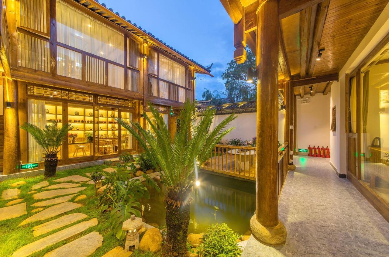 桐墅客栈 Lijiang Village House Esterno foto